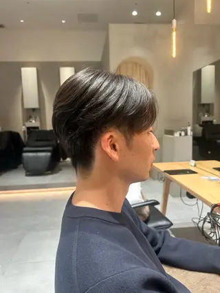 ショート yoko/レイヤー /小顔ボブ/艶カラーのヘアスタイル