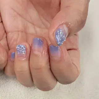 ネイル アトリエ　ミモザ所属・いまむら あかりのネイルデザイン