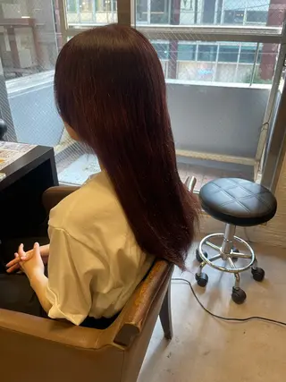 セミロング PINQ by ANGELICA所属・PINQ かずきのヘアスタイル