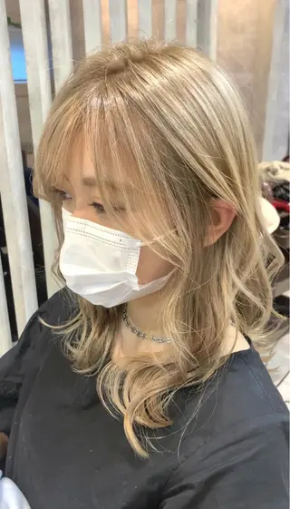 カラー KISS SWAN所属・B E C H I C O〔べち子〕のヘアスタイル