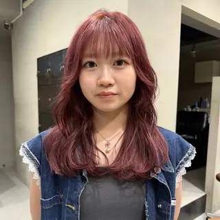 セミロング ひなこ/グレージュ/ ブリーチ無しのヘアスタイル