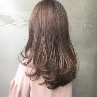 セミロング カラー 牛山 静香のマツエク・マツパデザイン