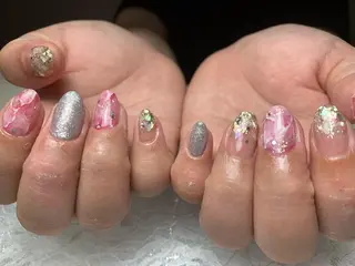 ネイル マルサンカクシカク所属・○△□ 守口市のネイルデザイン