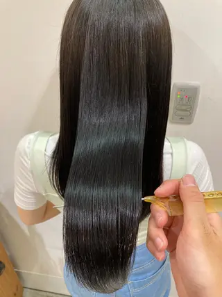 縮毛矯正の達人呉 大和のヘアスタイル