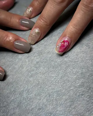 ネイル kiii.__ ✴︎*のネイルデザイン