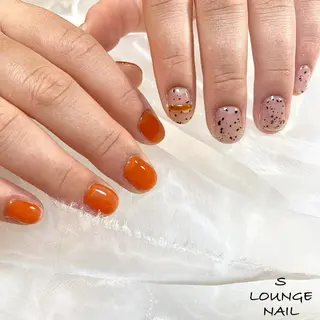 ネイル S LOUNGE NAIL所属・パーツたくさん🍓 SUMIのネイルデザイン