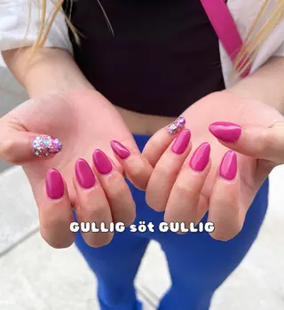 ネイル GULLIG söt GULLIGのネイルデザイン