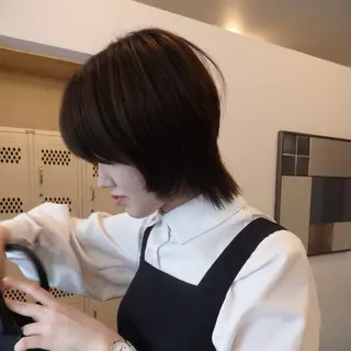 ミディアム 彩葉/ブリーチ/ カットモデル栄・伏見のヘアスタイル