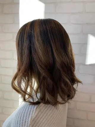 セミロング oasis川越店所属・秋葉 万柚子のヘアスタイル
