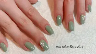 ミディアム ネイル ネイルスタジオ シェイクユアハンズのネイルデザイン