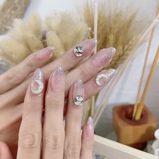 ネイル Lucky nail salonのネイルデザイン