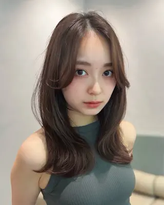 ミディアム レイヤーカット/ くびれヘア佐藤大空のヘアスタイル