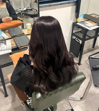 カラー kanae🫧 ｜透明感カラー｜平尾のヘアスタイル