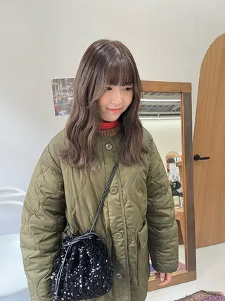 セミロング カラー ヘアアレンジ esu 心斎橋店所属・ena/ブリーチなし 心斎橋・ベージュ🎀のヘアスタイル