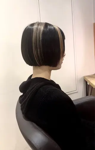 ショート 🌈モテ色 村上のぶきのヘアスタイル