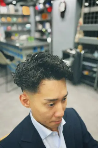 ショート パーマ メンズ icon Blue所属・池袋メンズパーマ フェード純平のヘアスタイル