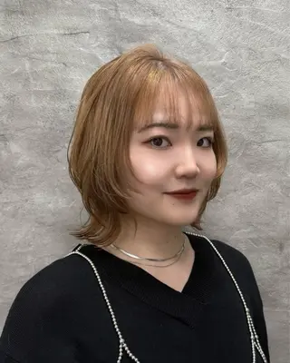 ショート 小島 咲音/艶カラー /酸性ストレートのヘアスタイル