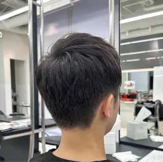 ショート 高橋 沙央のヘアスタイル