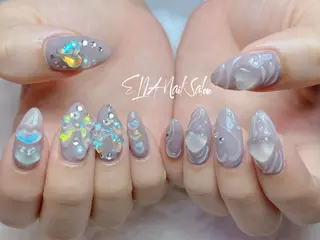ミディアム cici nailのネイルデザイン