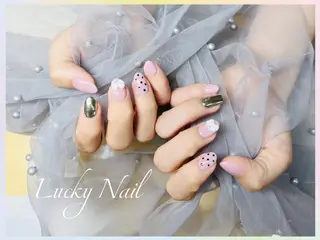 ネイル Lucky Nail Studioのネイルデザイン