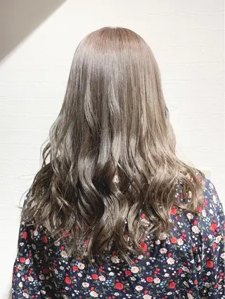 ロング カラー 渋谷宮益坂 omoのヘアスタイル