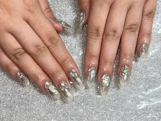 ネイル VIERU 🌈🎀💖のネイルデザイン