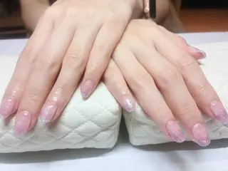 ネイル 鄭 津のネイルデザイン