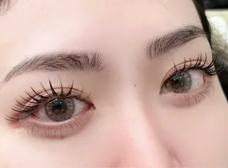 ネイル マツエク・マツパ アイブロウ Nail&eye Belire 新宿のネイルデザイン