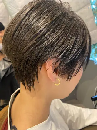 ショート 下田 雄二のヘアスタイル