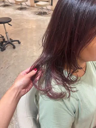 ロング カラー SOMEDAY Lx所属・佐藤 優里のヘアスタイル