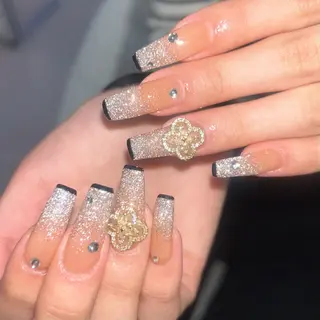 ネイル total salon Bell所属・Totalsalon Bell【嶌田彩華】のネイルデザイン