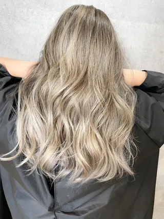 セミロング カラー ヘアアレンジ 井上 一平のヘアスタイル