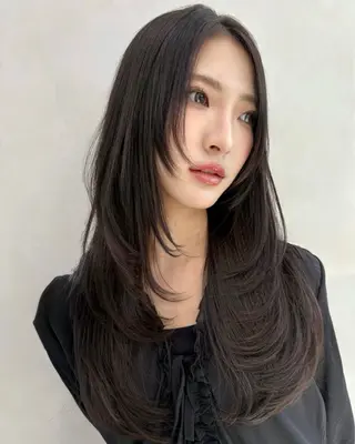 セミロング カラー AIRI🦋カット モデル募集中🦋のヘアスタイル