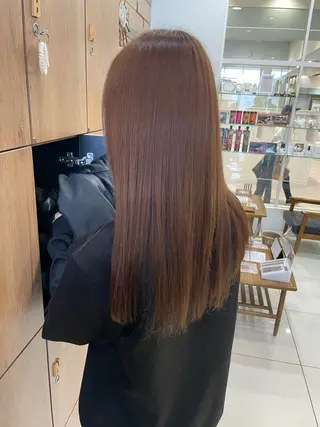 セミロング 透明感color吉田 沙羅のヘアスタイル