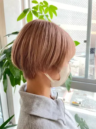 ショート カラー HAZEL 博多所属・SHIORI/ 博多美容室のヘアスタイル