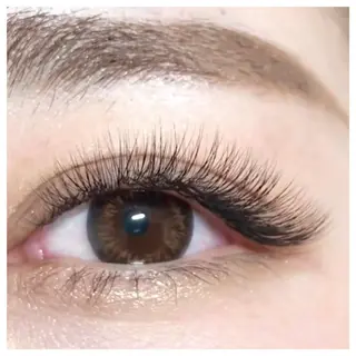 カラー パーマ ヘアアレンジ キッズ ネイル マツエク・マツパ 神山 ビューティー・アイのマツエク・マツパデザイン