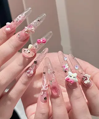 ネイル D-BEAUTY Nailsalonのネイルデザイン