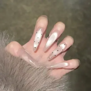 ネイル 🩷 Mio 🩷のネイルデザイン