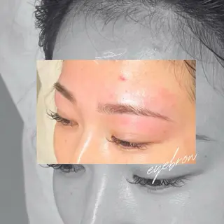 アイブロウ COMFY-WAX&BEAUTY ROOM-所属・〖COMFY〗 hiyoのエステ・リラクイメージ