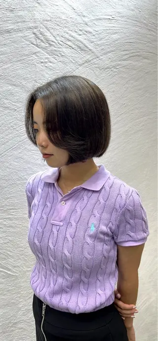ミディアム 山内 友里菜のヘアスタイル