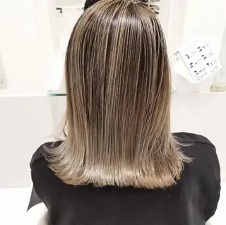 カラー セミロング レイヤーカット/ ウルフカット/大橋 のヘアスタイル