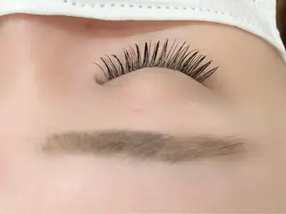 マツエク・マツパ Tink横須賀中央店Eyelash&nail所属・井出 萌美のマツエク・マツパデザイン