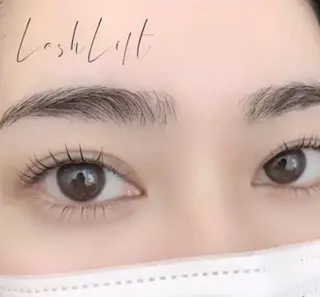 マツエク・マツパ 小島 茉沙樹の眉毛・アイブロウイメージ