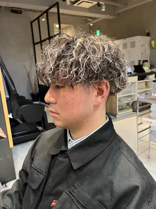パーマ メンズ elima調布所属・澤崎 ゆらのヘアスタイル
