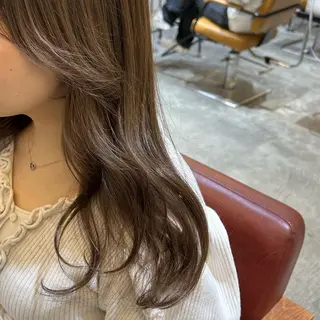 ロング 束感まつ毛／艶カラー おがたゆうか🎀‎のマツエク・マツパデザイン