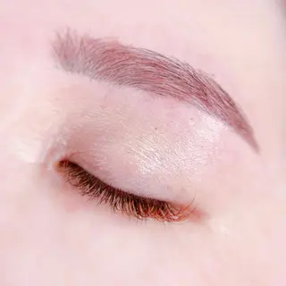 アイブロウ Prism  eye オチアイのマツエク・マツパデザイン