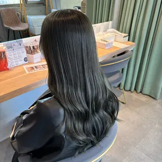 ロング カラー りあの🎀 /暖色カラー🍒のヘアスタイル