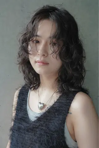 ミディアム カラー 祝田 巳幸のヘアスタイル