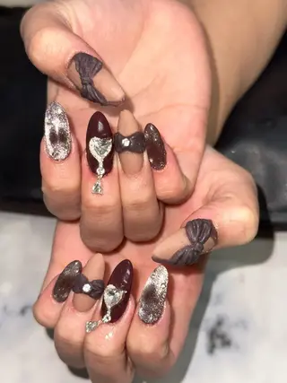 ネイル シャインネイル所属・伊藤 くるみのネイルデザイン