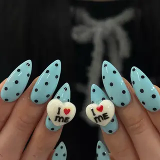 ネイル schon所属・schon yuinaのネイルデザイン